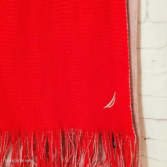 Nautica Performance Unisex OS Scarf Rectangle Red Beige Tassel Reversible - Picture 2 of 11